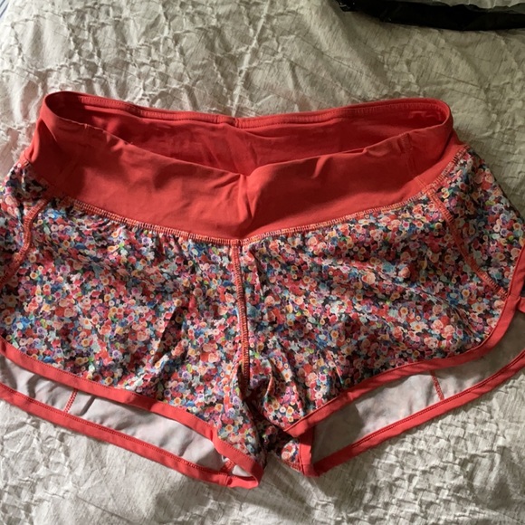 Lululemon Speed Up Short - Picture 5 of 11